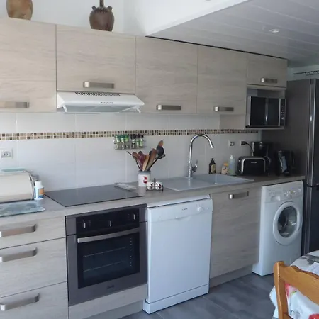 3 Pces Mez 40m2 + Terrasse 5m2 Ref 4042 *