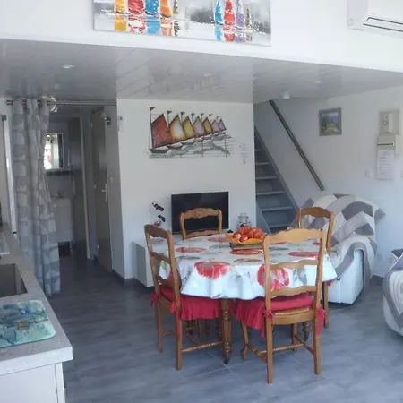 3 Pces Mez 40m2 + Terrasse 5m2 Ref 4042 * Le Castellas